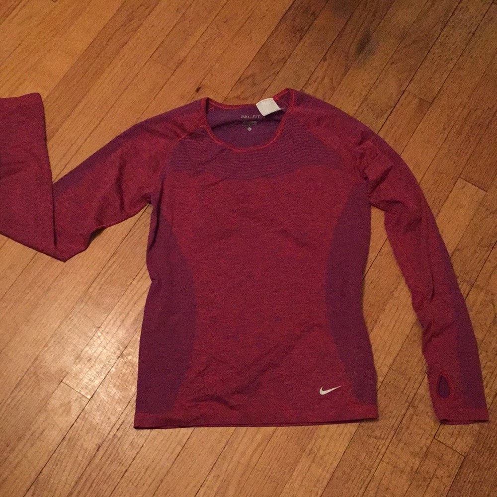 Nike dri fit top
